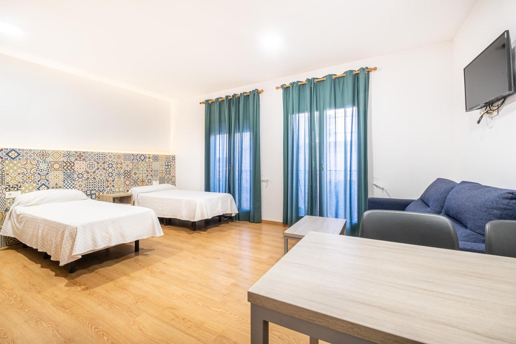 Apartamentos El Castell (Adults Only) Benidorm Esterno foto